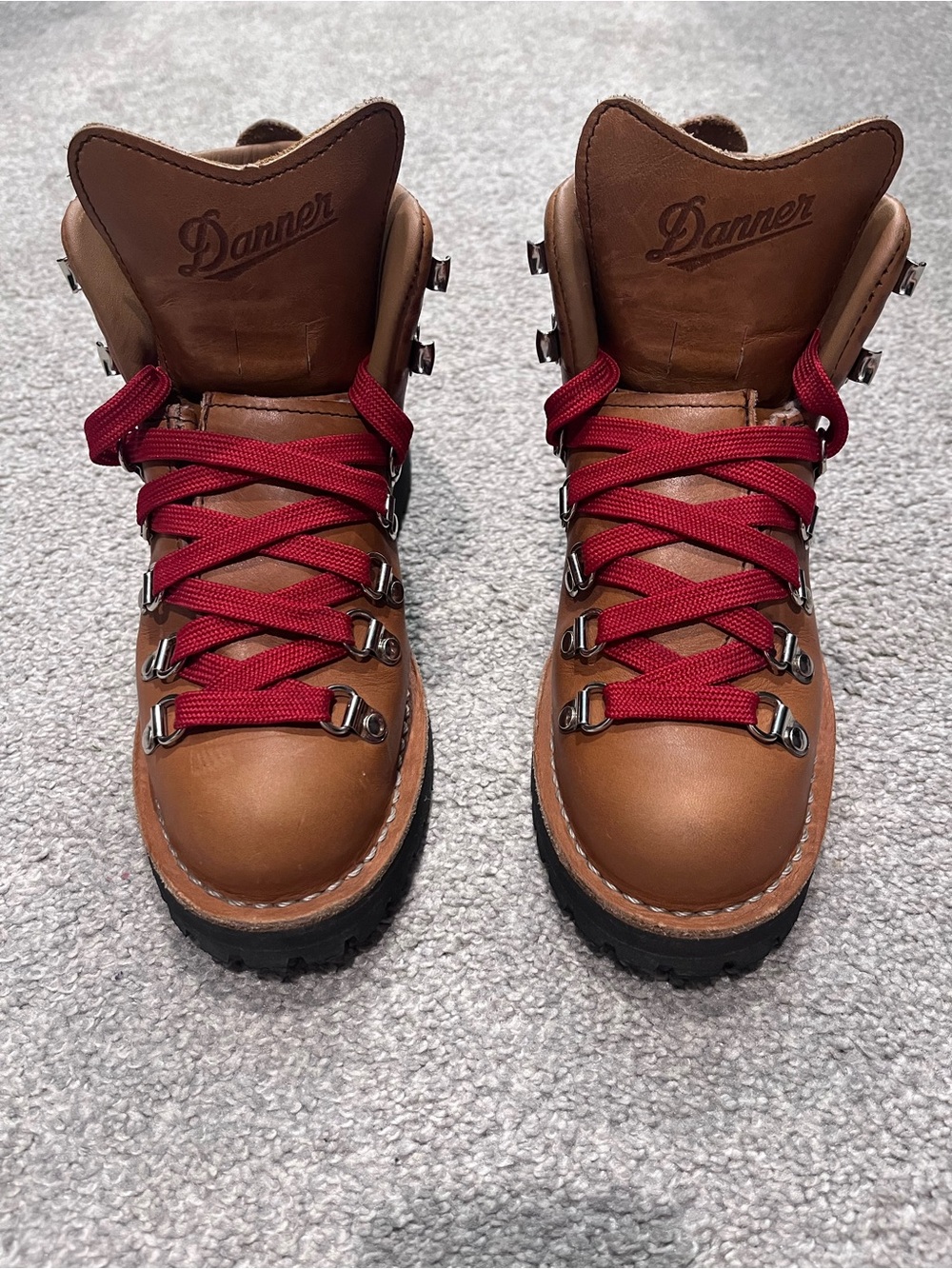 Danner Mountain Light Cascade Hiking Boots